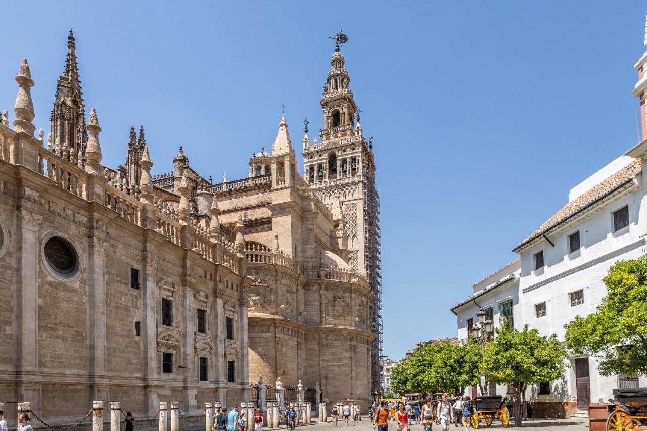 Waou Cosy I Sevilla Cathedral Exterior photo